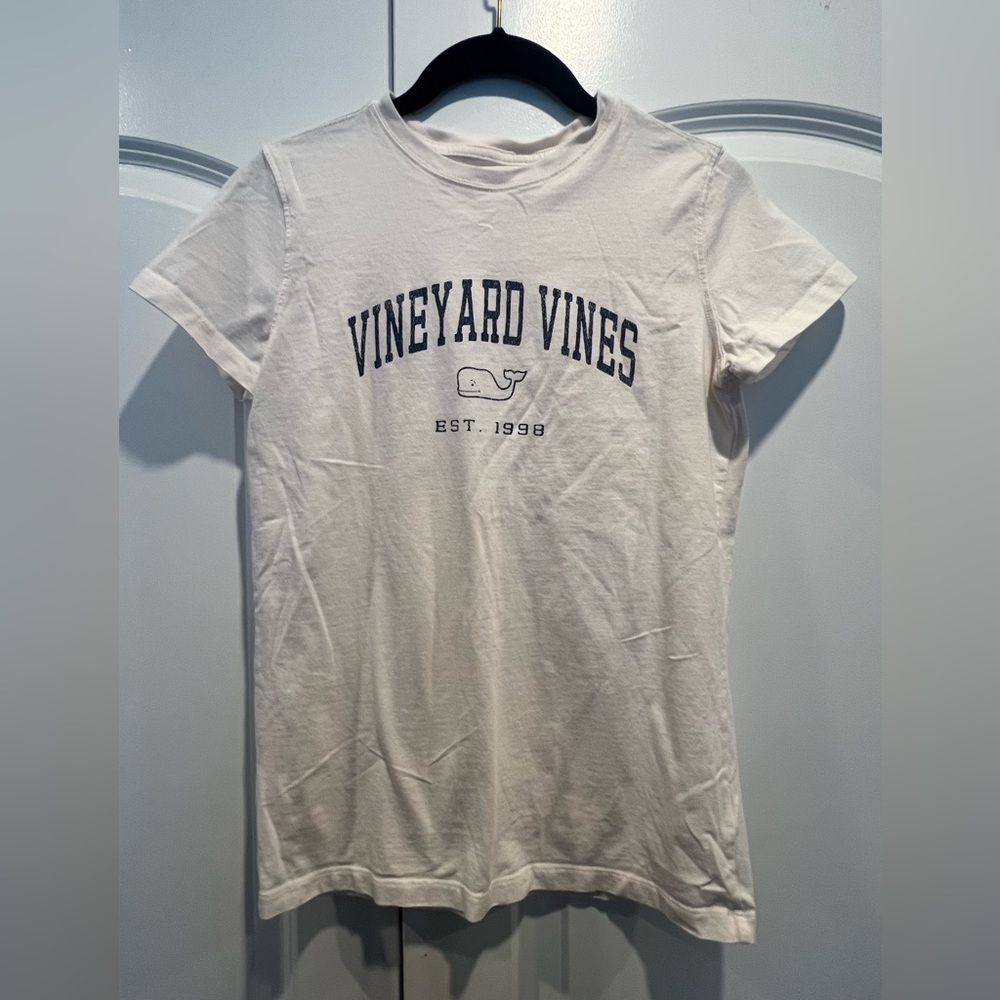 Vineyard Vines Women's White Logo Tee